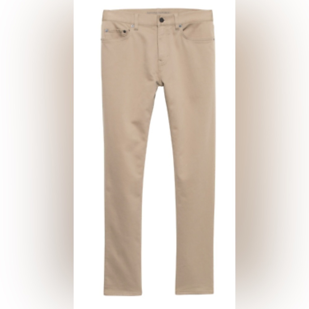 Banana Republic Tan Travel Slacks Pants.  Sz 32
